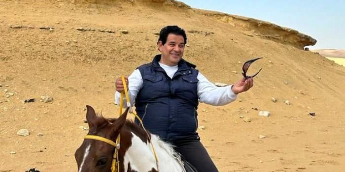 Balade à cheval dans le désert de Saqqarah [Complet]
